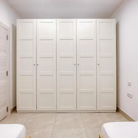 A Lovely 2br Maisonette With Private Terrace & Bbq By 360 Estates * Saint Julian's